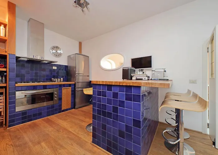 Piscinula - Charming In Trastevere Apartment