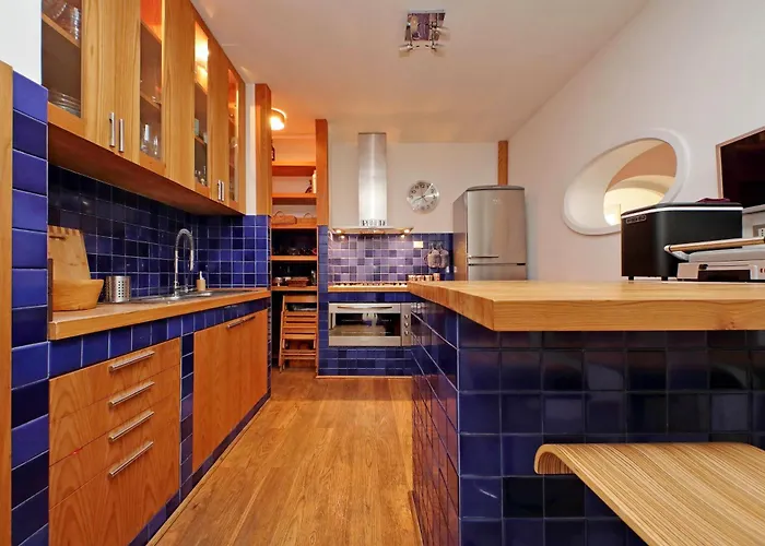 Piscinula - Charming In Trastevere Apartment