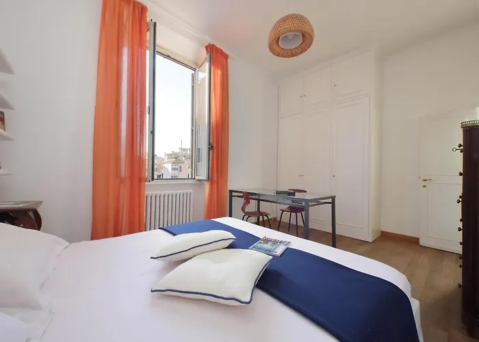 Piscinula - Charming In Trastevere