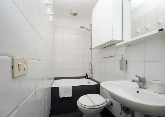 Piscinula - Charming In Trastevere *